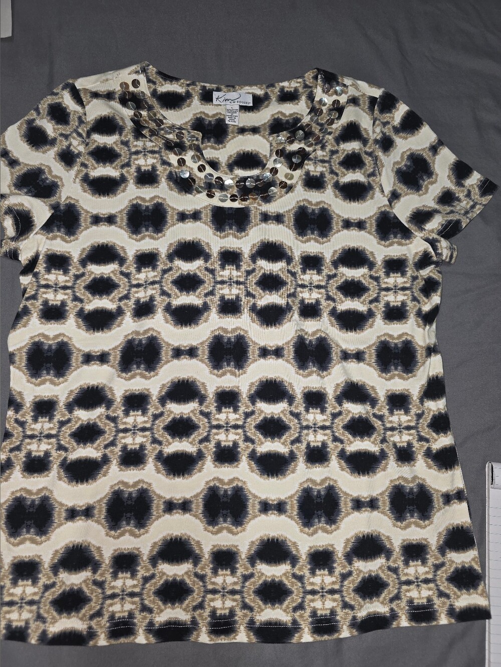 Kim Rogers Short Sleeve Patterned Tee in Black and Cream